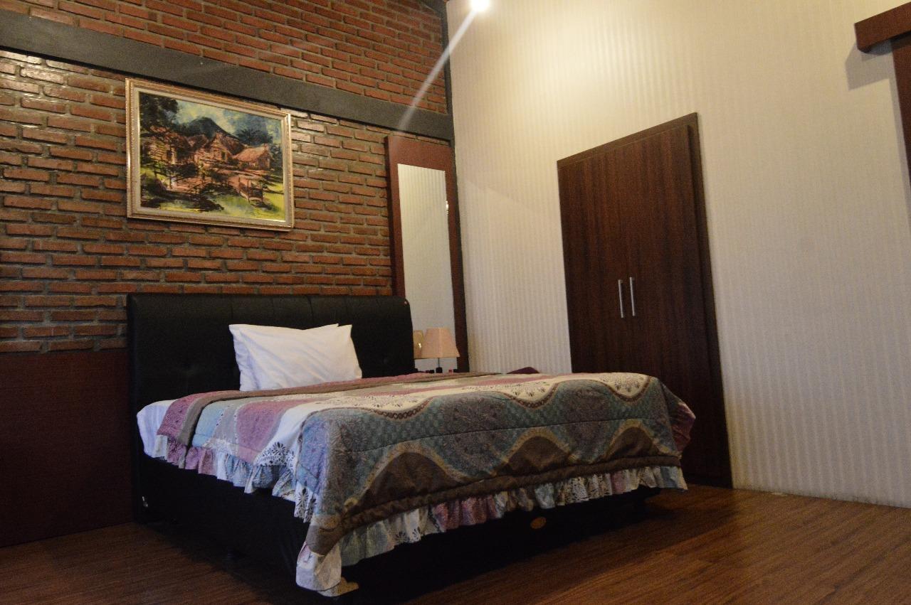 Villa Buleud Garut Exteriör bild